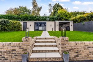 Photo 35- click for photo gallery